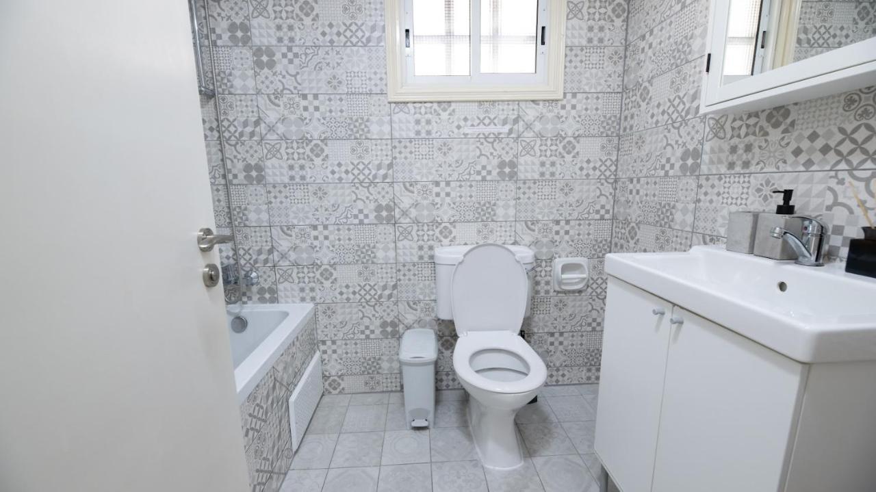 Beautiful Apartment In Harbour Paphos, Central & Close To Beach Εξωτερικό φωτογραφία